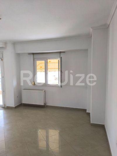 Photo 7,Σαλόνι,ΠΏΛΗΣΗ,Κατοικία,Διαμέρισμα,118τ.μ,€266,000,Νέοι Επιβάτες