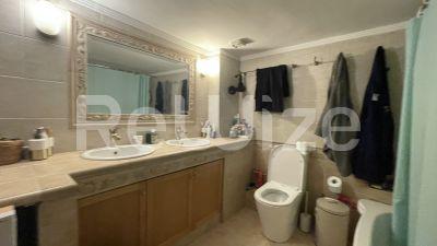 Photo 24,Μπάνιο,ΠΏΛΗΣΗ,Κατοικία,Διαμέρισμα,150τ.μ,€330,000,Χαριλάου